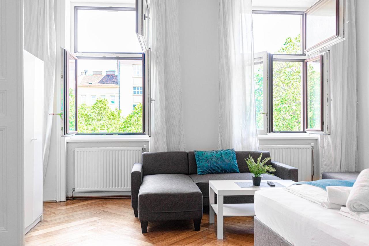 4 Great Apartment Akh - Ideal For Groups Of 19 Viena Exterior foto