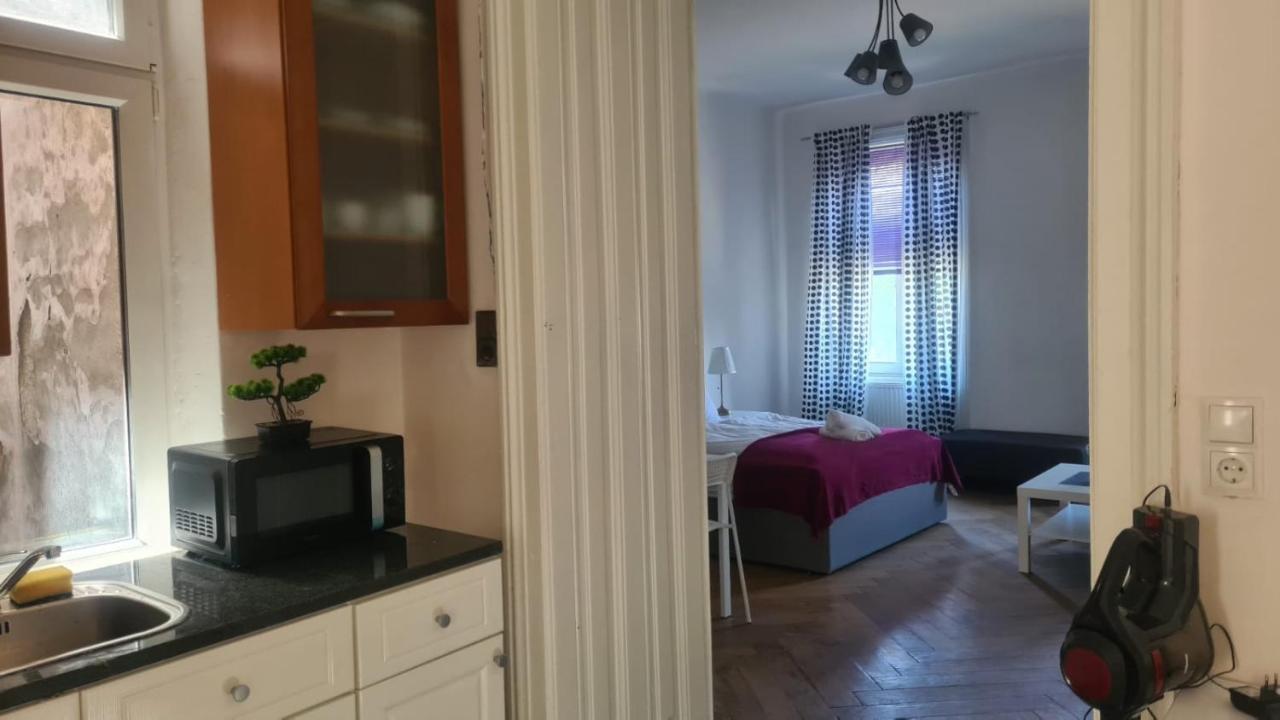 4 Great Apartment Akh - Ideal For Groups Of 19 Viena Exterior foto
