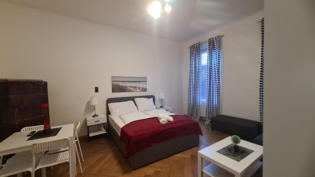 4 Great Apartment Akh - Ideal For Groups Of 19 Viena Exterior foto