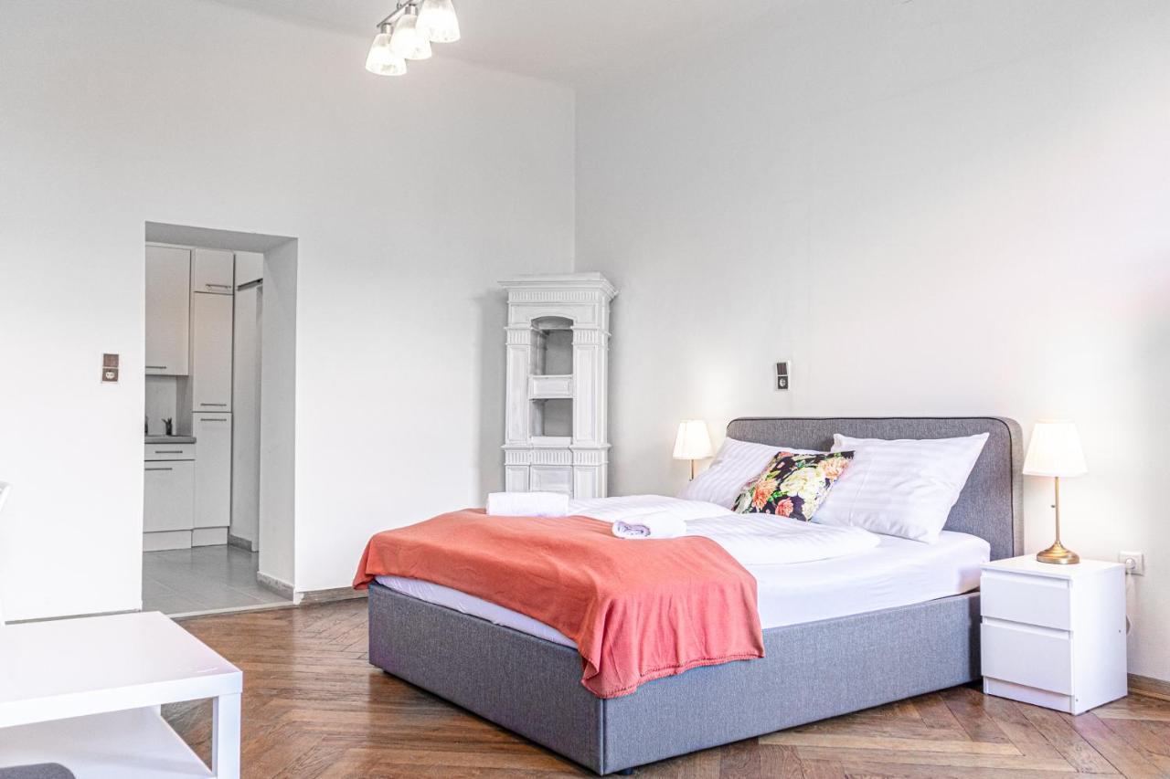 4 Great Apartment Akh - Ideal For Groups Of 19 Viena Exterior foto