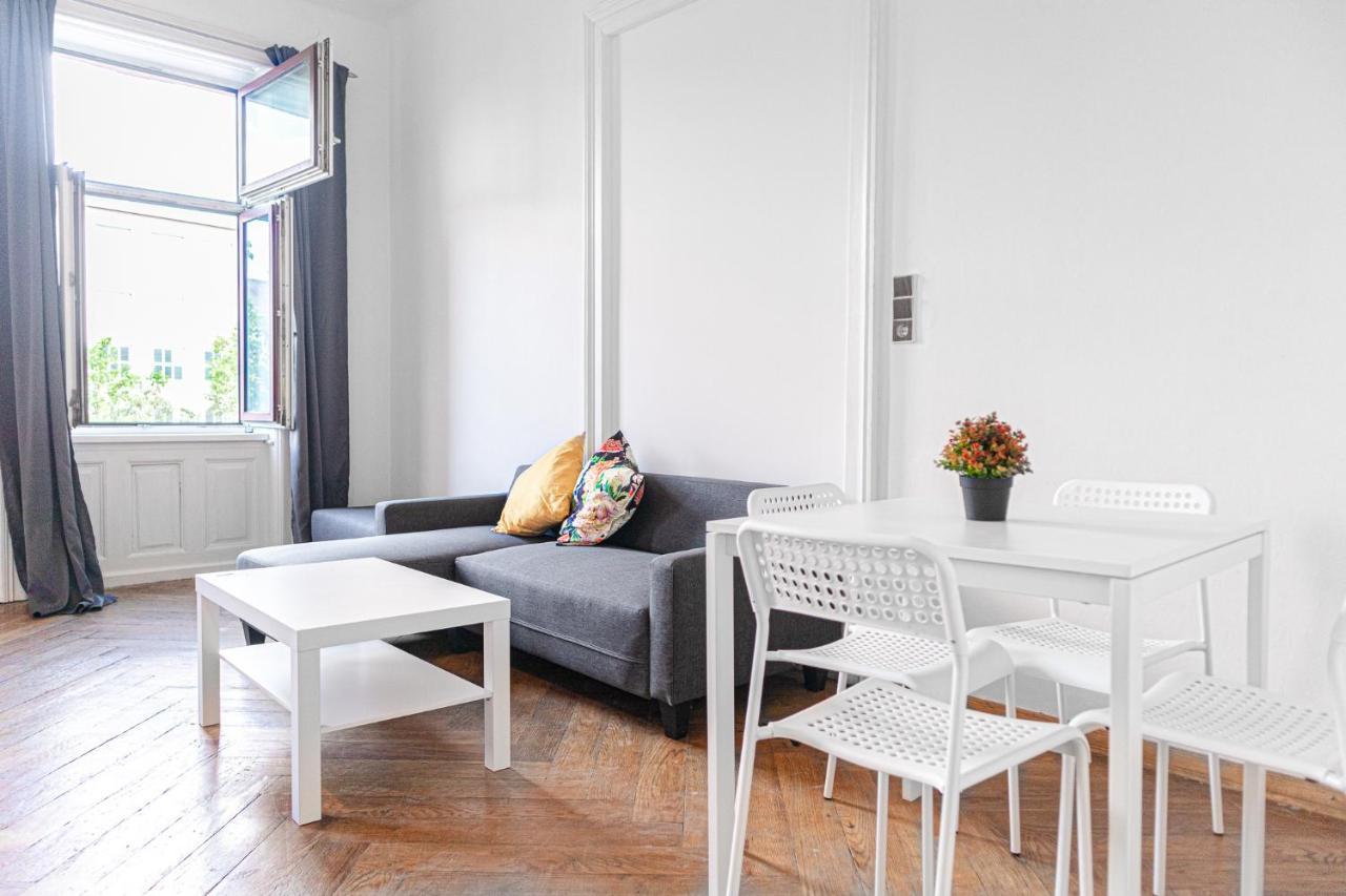 4 Great Apartment Akh - Ideal For Groups Of 19 Viena Exterior foto