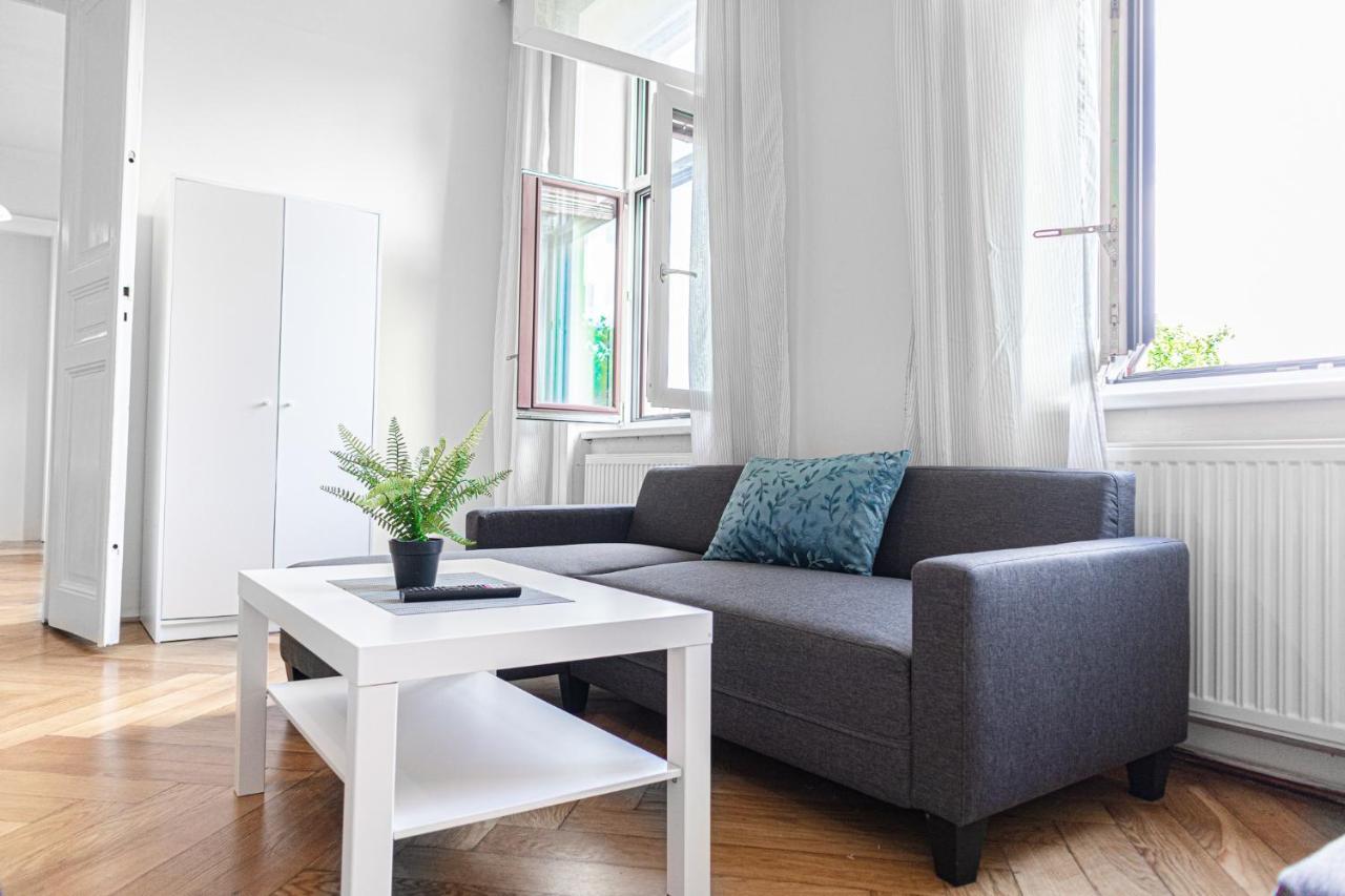 4 Great Apartment Akh - Ideal For Groups Of 19 Viena Exterior foto