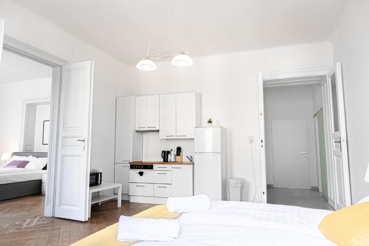 4 Great Apartment Akh - Ideal For Groups Of 19 Viena Exterior foto