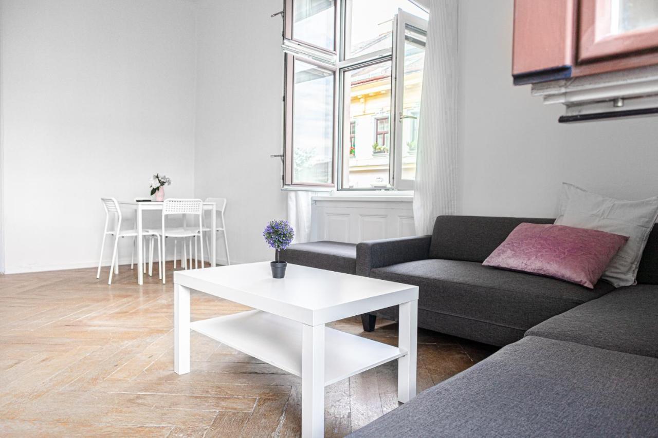 4 Great Apartment Akh - Ideal For Groups Of 19 Viena Exterior foto